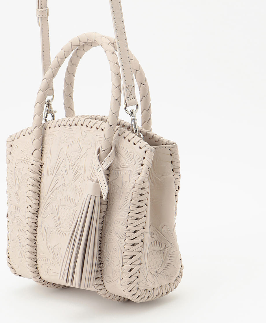 Lace-up handbag / 